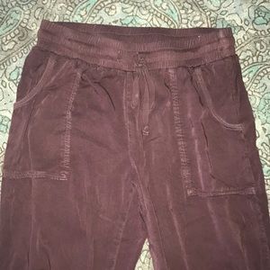 American Eagle Joggers